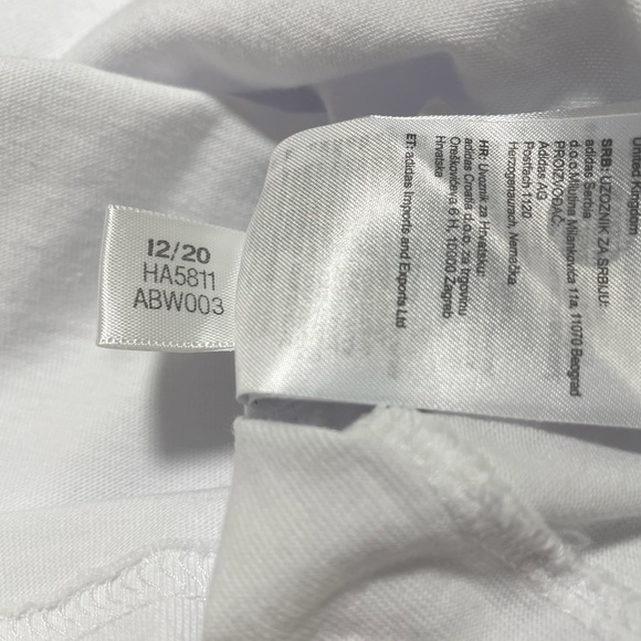 Adidas X The Simpsons Squishee Men’s Small Tshirt - Picture 4 of 4